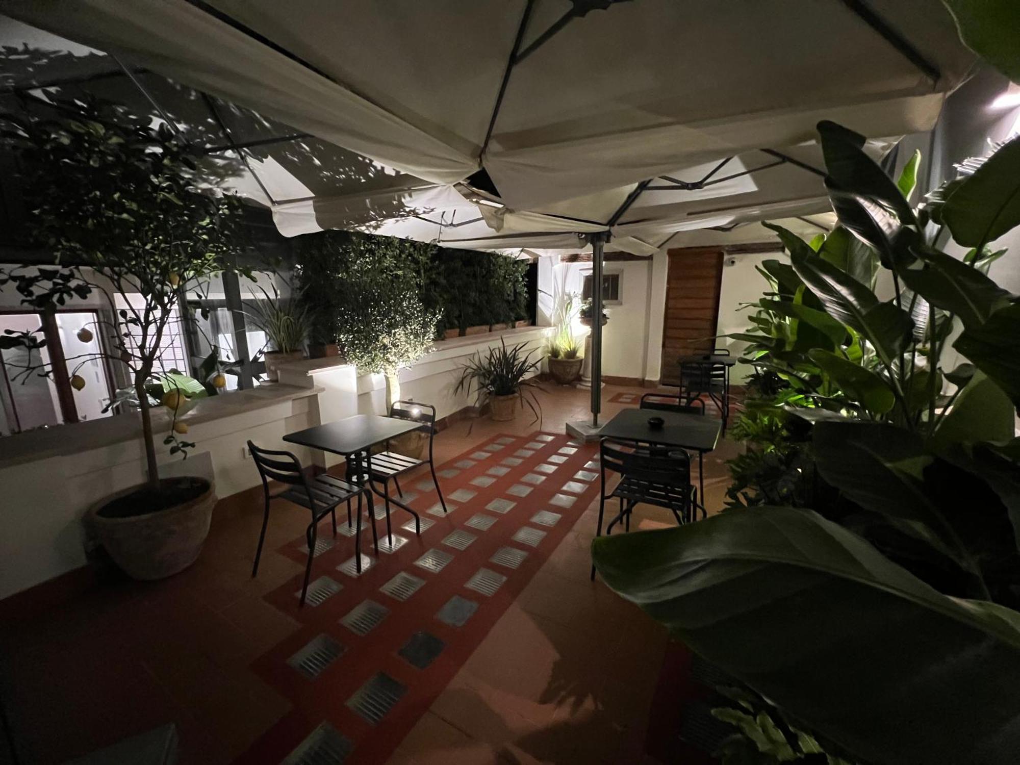 Hotel Affreschi Al Pantheon Roma Exterior foto