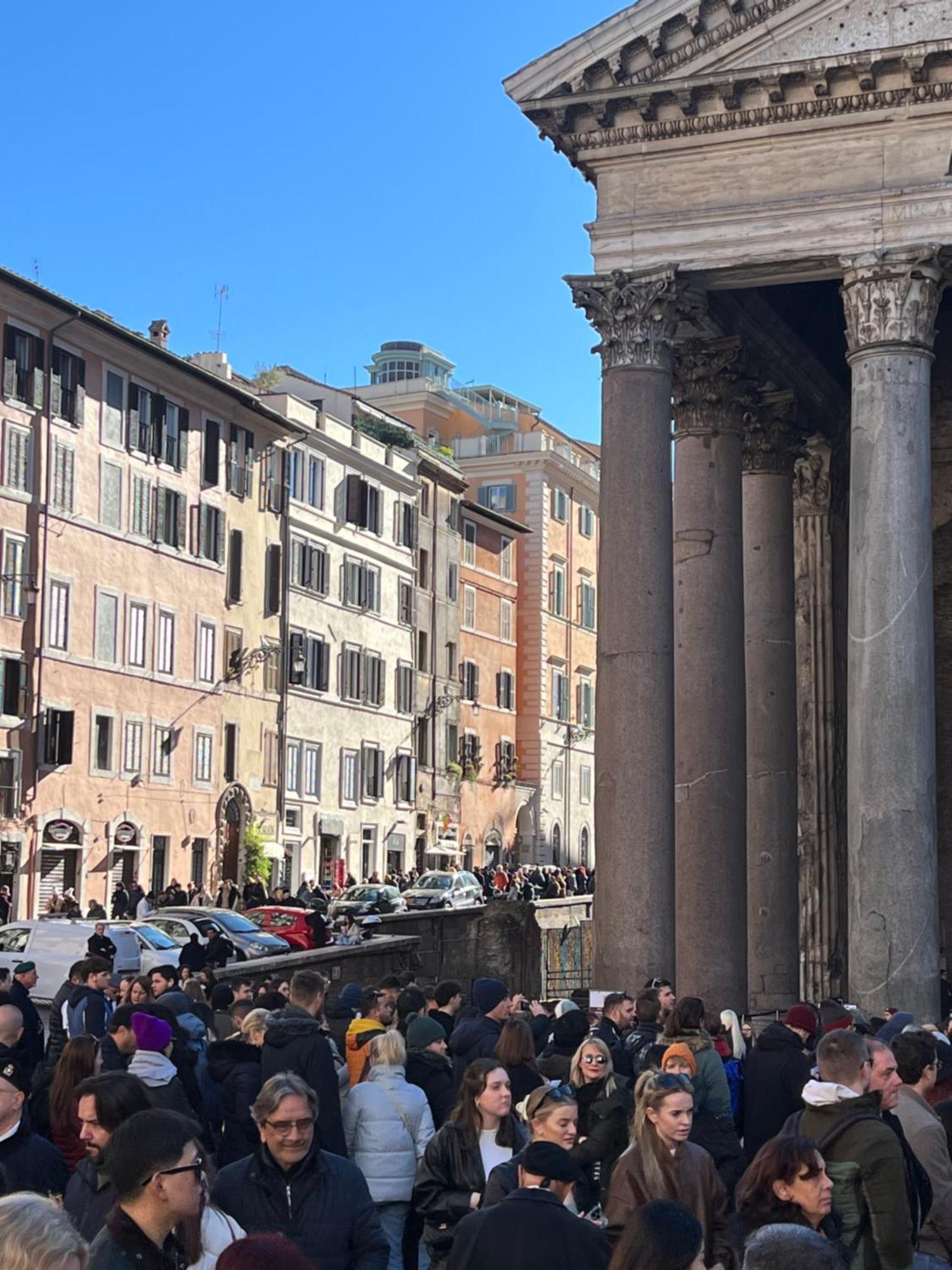 Hotel Affreschi Al Pantheon Roma Exterior foto